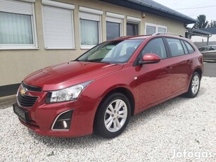 Chevrolet Cruze SW 1.6 LT Plus Parkoló RADAR. T...