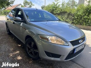 Ford Mondeo 1.8 TDCi Celebration Friss műszaki...