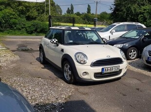 Mini Mini ONE 1.6 Digit.klíma-10db légzsák-ESP