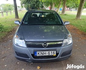 Opel Astra H 1.4 Cosmo