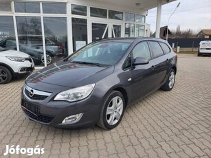 Opel Astra J Sports Tourer 1.4 T Enjoy Vezetett...