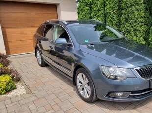 Skoda Superb Combi 2.0 CR TDI Elegance Manuál 6...