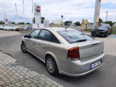 OPEL VECTRA C 1.9 CDTI Essentia