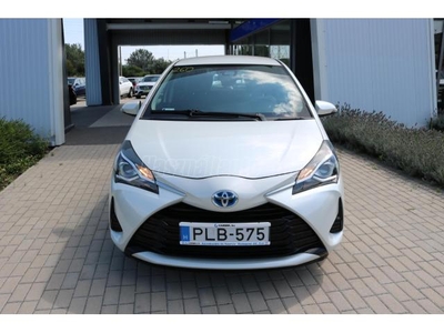 TOYOTA YARIS 1.5 VVT-i Hybrid Active e-CVT Mo.-i. 1 Tul!