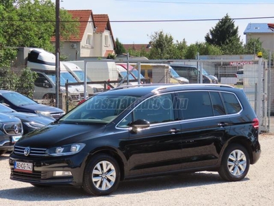 VOLKSWAGEN TOURAN 1.6 CR TDI Highline DSG 7 Megbízható motor! Szép állapot!