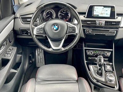 BMW 216d / Akár 1 Év Garancia!/ 102eKm!/ Bőr/ LED/ Vezetett SZK! Navi