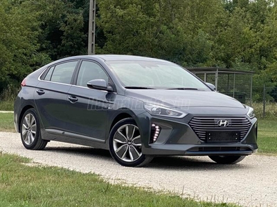 HYUNDAI IONIQ hybrid 1.6 GDi Premium Navi Plus DCT NAVI/NAPFÉNYTETŐ/KAMERA/INFINY HIFI/SÁVTARTÓ/TÁVOLSÁG TARTÓ/VÉSZFÉK