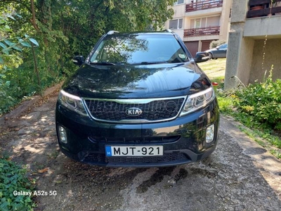 KIA SORENTO 2.2 CRDi EX Mid (7 személyes ) (Automata) XM FL FACELIFT 4WD TULAJDONOSTÓL. MAGYARORSZÁGI