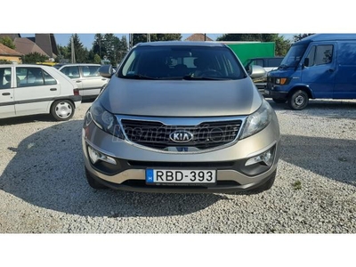 KIA SPORTAGE 1.7 CRDi EX MAGYAR ELSŐ FORG. HELYEZÉS