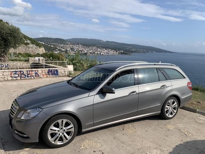 MERCEDES-BENZ E 220 CDI T BlueEFFICIENCY Avantgarde (Automata)