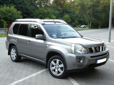 NISSAN X-TRAIL 2.0 dCi LE