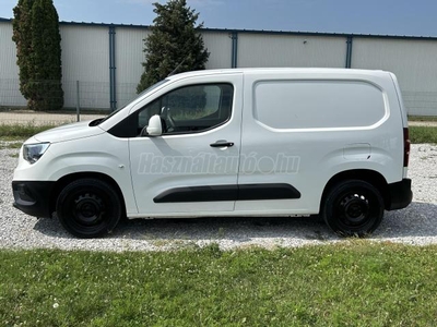 OPEL COMBO Cargo 1.6 DT L1H1 2.4t Enjoy Start&Stop Magasan felszerelt!