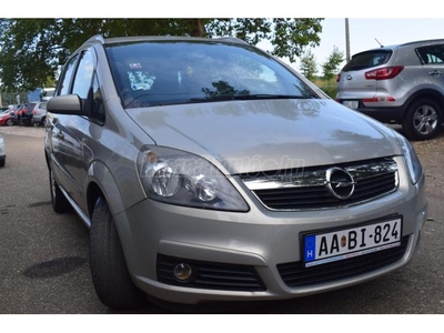 OPEL ZAFIRA B 1.8 Essentia 7 személyes/ Vezetett szervizkönyv