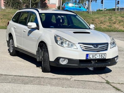 SUBARU OUTBACK 2.0 D Trend