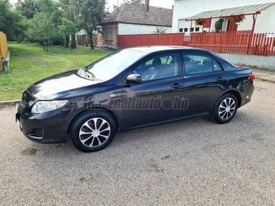 TOYOTA COROLLA Sedan 1.6 Benzin/Gáz