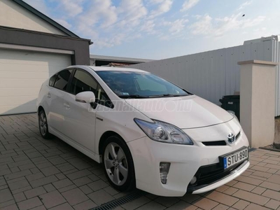 TOYOTA PRIUS 1.8 HSD Terra (Automata) Frissen szervizelt!