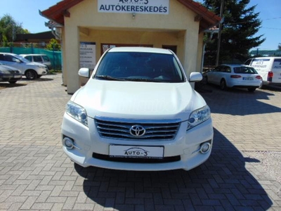 TOYOTA RAV 4 Rav4 2.2 D-4D Sol