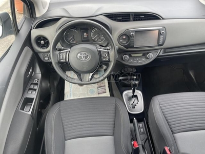 TOYOTA YARIS 1.5 VVT-i Hybrid Style e-CVT KAMERA!SÁVTARTÓ!DIGIT KLÍMA!ALUFELNI!TEMPOMAT!SZERV.KÖNYV!