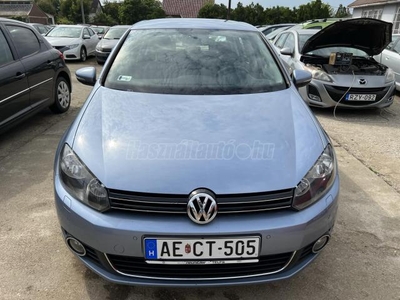 VOLKSWAGEN GOLF VI 2.0 TDI Highline SZERVIZKÖNYVES