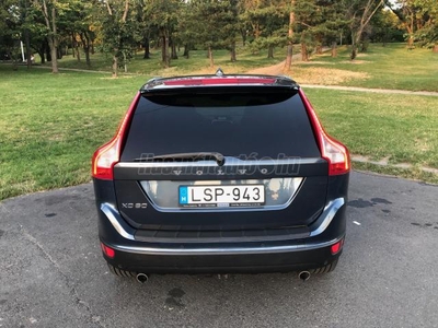 VOLVO XC60 2.4 D [D5] Summum Geartronic