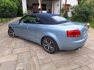 AUDI A4 CABRIO 3.0 TDI DPF quattro S line