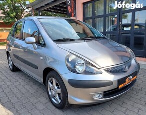 Honda Jazz 1.2 S Cool Szervizkönyves!