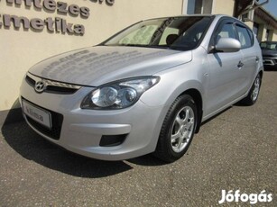 Hyundai I30 1.4 DOHC Classic Klima. ABS ! 134 E...