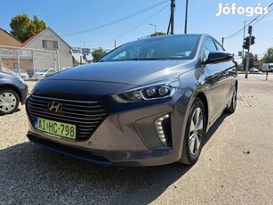 Hyundai Ioniq plug-in 1.6 GDi Premium DCT LED//...