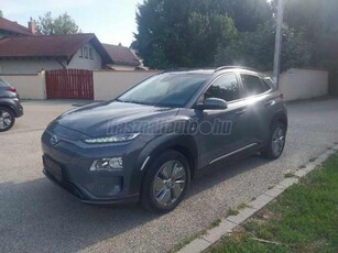 HYUNDAI KONA EV 39kWh Comfort Plus GYÁRI GARANCIA. SÉRÜLÉSMENTES. NAGY NAVI. KRELL HIFI. ÜLÉSFŰTÉS.ÁFÁS