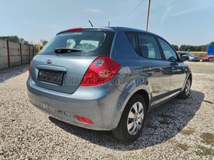 KIA CEE'D SW 1.6 CRDi EX