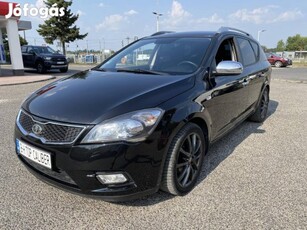 KIA CEE'D SW 1.6 GDI EX klíma.navi.man 6seb!!ül...