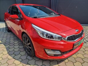 KIA PRO CEE'D 1.4 CVVT LX Base GYÖNYÖRŰ KORALLPIROS. NAVI.TOLATÓKAMERA.2XDIGKLÍMA.ALU.RADAR.VÉGIG SZERVIZELT