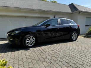 MAZDA 3 2.0 Revolution