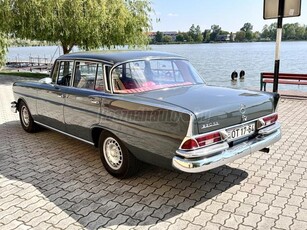 MERCEDES-BENZ 230 W111