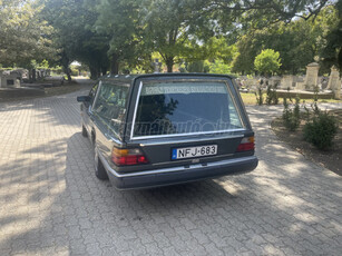 MERCEDES-BENZ E 200 Pilátó Halotszállitó