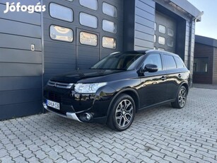 Mitsubishi Outlander 2.2 DI-D Instyle Navi 4WD...