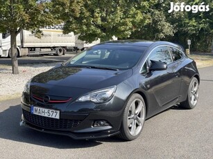 Opel Astra GTC 1.6 T Sport Egyedi Megjelenés!!...