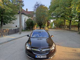 OPEL INSIGNIA 1.6 T Cosmo (Automata)