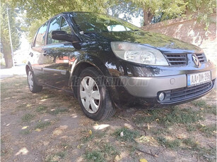 RENAULT SCENIC Scénic 1.9 dCi Dynamique