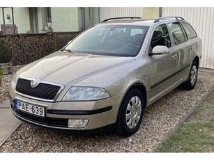 SKODA OCTAVIA Combi 1.6 Elegance