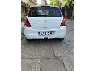 SUZUKI SWIFT 1.3 GC AC