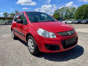 SUZUKI SX4 1.5 GLX CD AC MEGKÍMÉLT ÁLLAPOT/ KÉT KULCS/ ÚJSZERŰ GUMIK/ AZONNAL ELVIHETŐ/