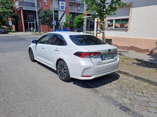 TOYOTA COROLLA Sedan 1.8 Hybrid Comfort Style e-CVT