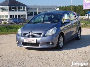 Toyota Verso 2.0 D-4D Sol