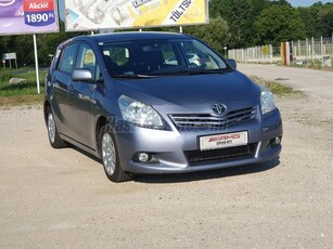 TOYOTA VERSO 2.0 D-4D Sol