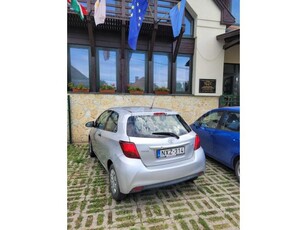 TOYOTA YARIS 1.0 Active