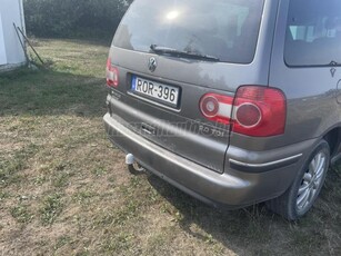 VOLKSWAGEN SHARAN 2.0 PD TDI Highline