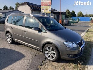 Volkswagen Touran 1.9 PD TDi Trendline 7 személ...