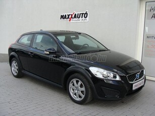 VOLVO C30 1.6 Kinetic ÚJ MODELL+2 ZÓNÁS DIG.KLÍMA+GYÁRI ALUFELNI!