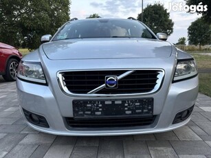 Volvo V50 1.6 Kinetic 212000km.Végig szervizkön...